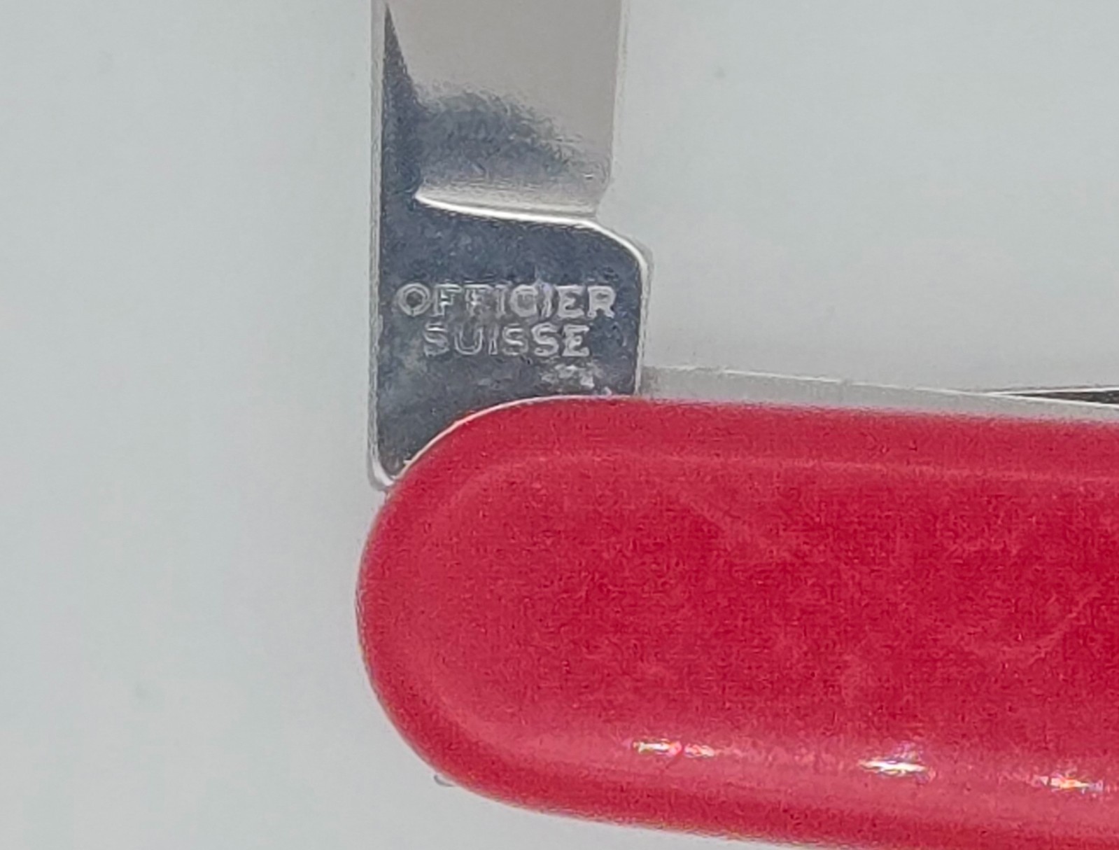 Victorinox Camper 91mm Swiss Army Knife Red – 13‑Function Model 1.3613 EDC
