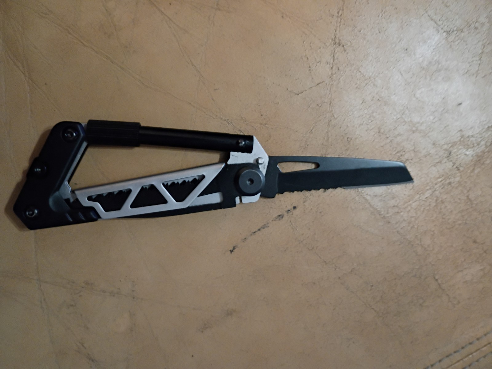 Carabineer Clip Multi Tool/Knife