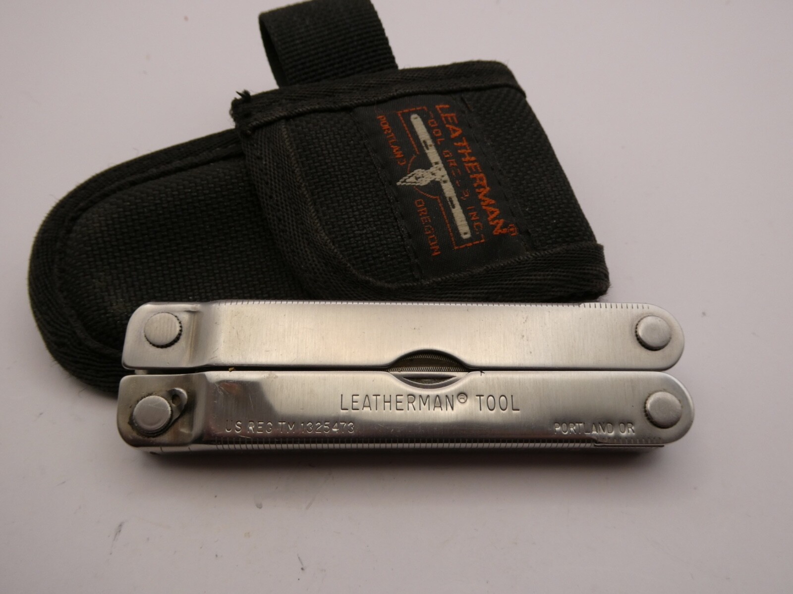 VINTAGE LEATHERMAN TOOL US REG 1325473 MULTI TOOL MADE IN USA WITH SHEATH