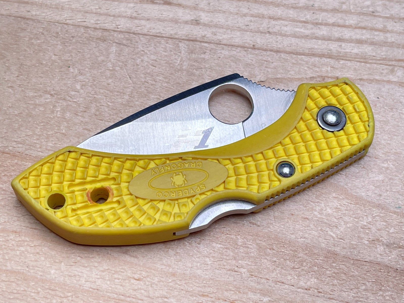 Spyderco Dragonfly Salt H1 Yellow Plain Edge Blade Folding Pocket Knife