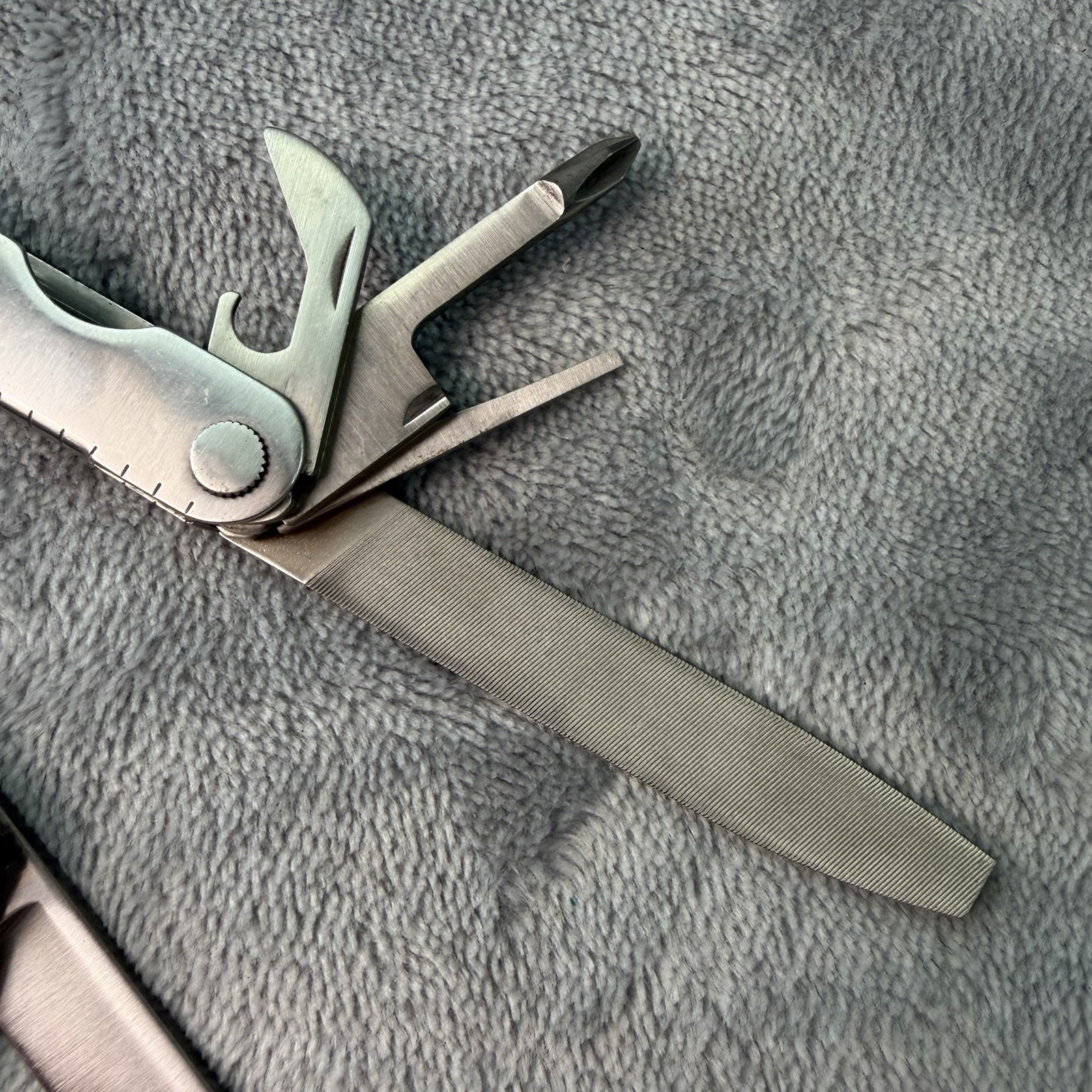 Vtg Original Leatherman Multi-Tool Portland Oregon 1325473 EXC No Sheath B444