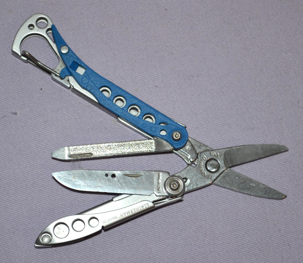 Leatherman Style CS Blue Stainless Multi-Tool Knife USA – Discontinued — Great