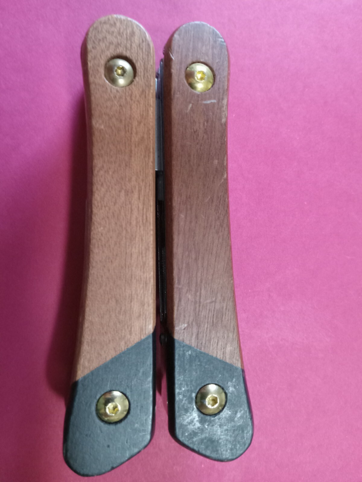 New Gentlemen’s Hardware Pliers Multi-Tool No 627 