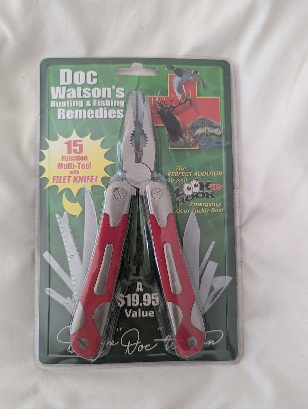 doc watsons hunting multitool – 15 tools including filet knife