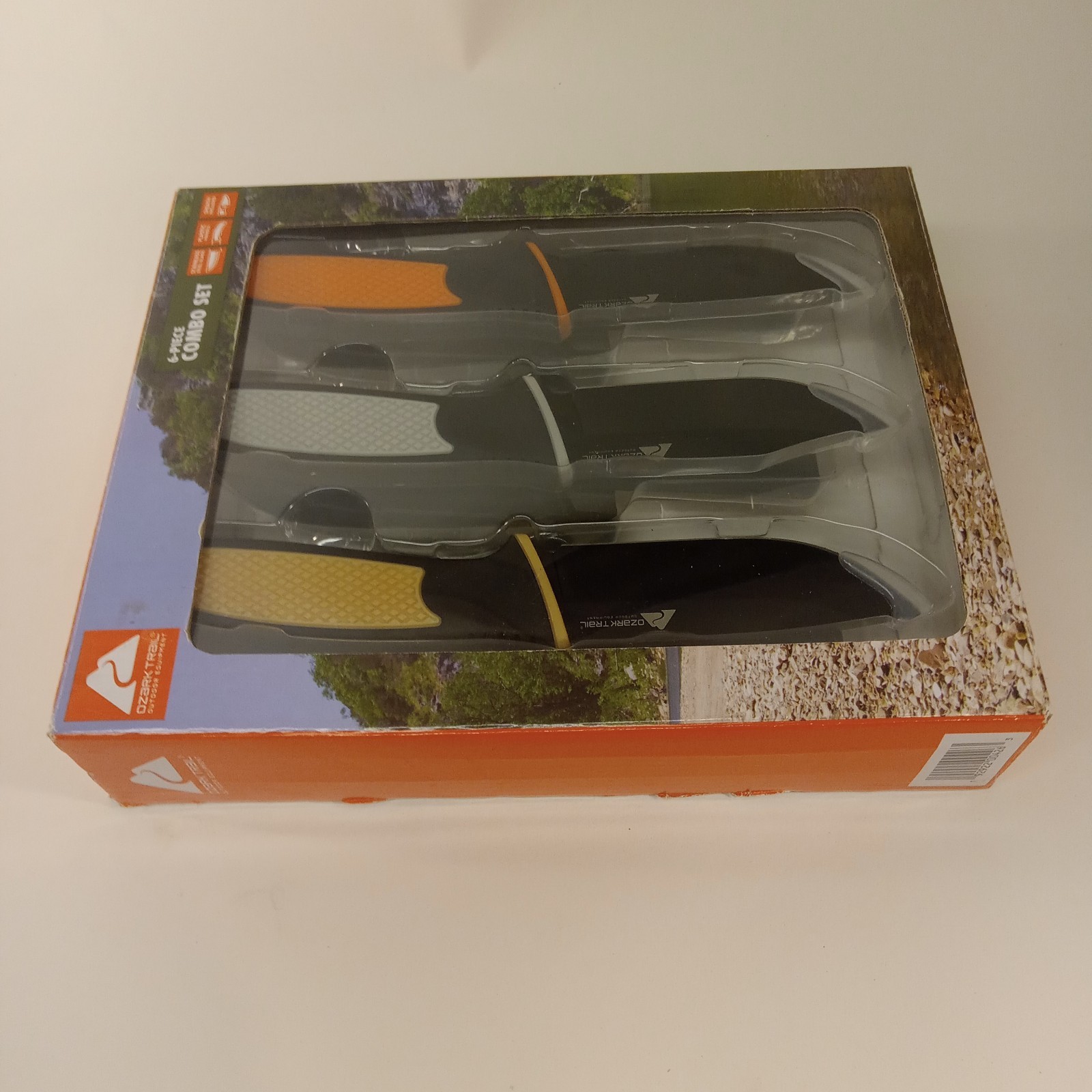Ozark Trail – Outdoor Equipment 3 Piece Combo Knife Set with Sheaths