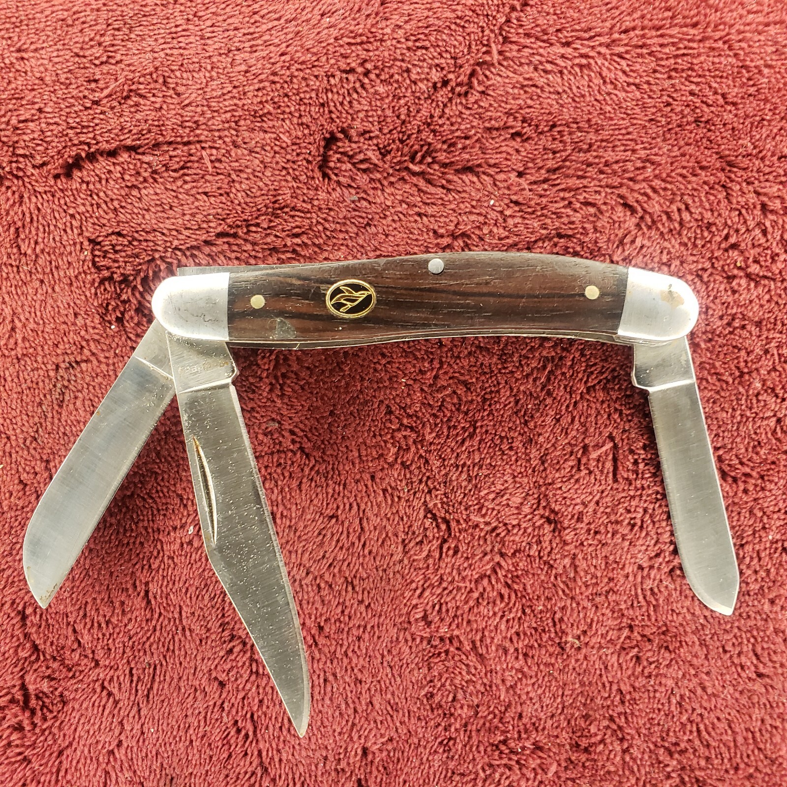 REDHEAD Folding Knife 3 Blade Wood Handle 3-1/4”Closed 22048W