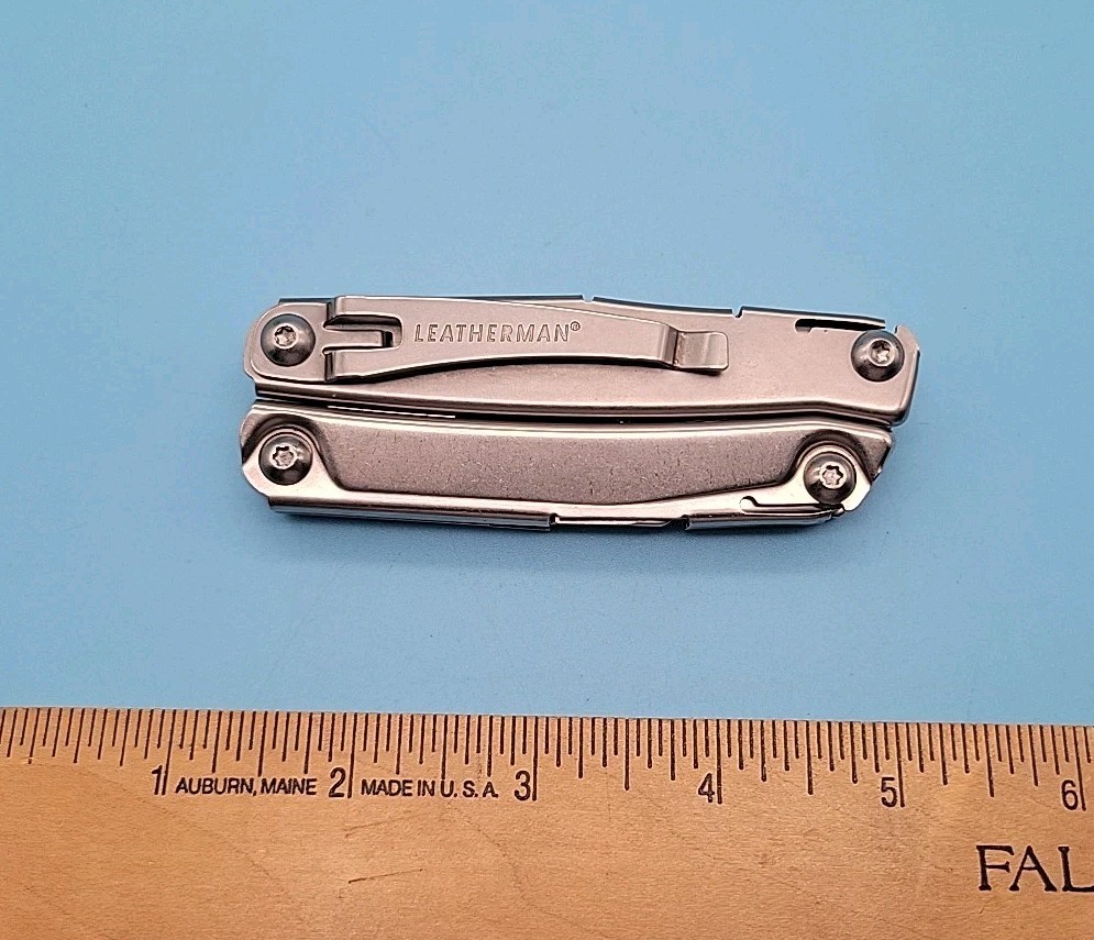 Leatherman Rev Multi-Tool – Pliers, Knife, Screwdrivers, Can Opener, File