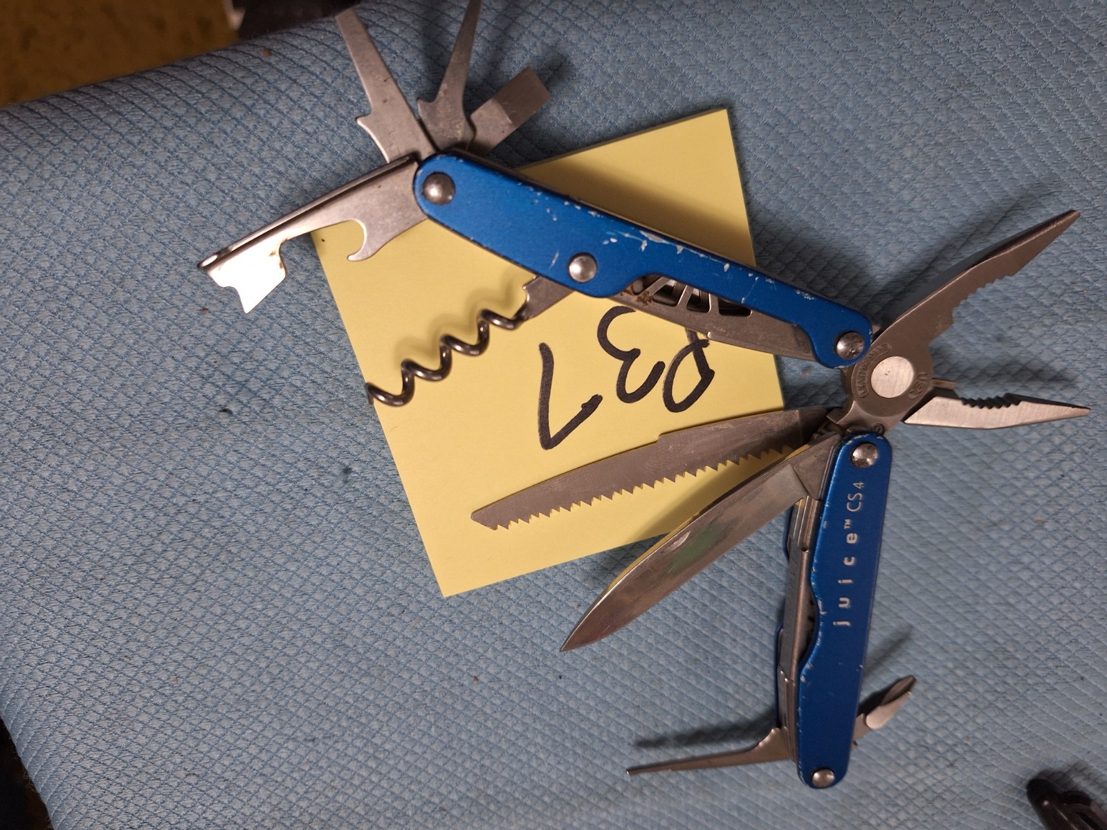 1 Leatherman BLUE CS4 JUICE Multi Tool FISHING LOT P37