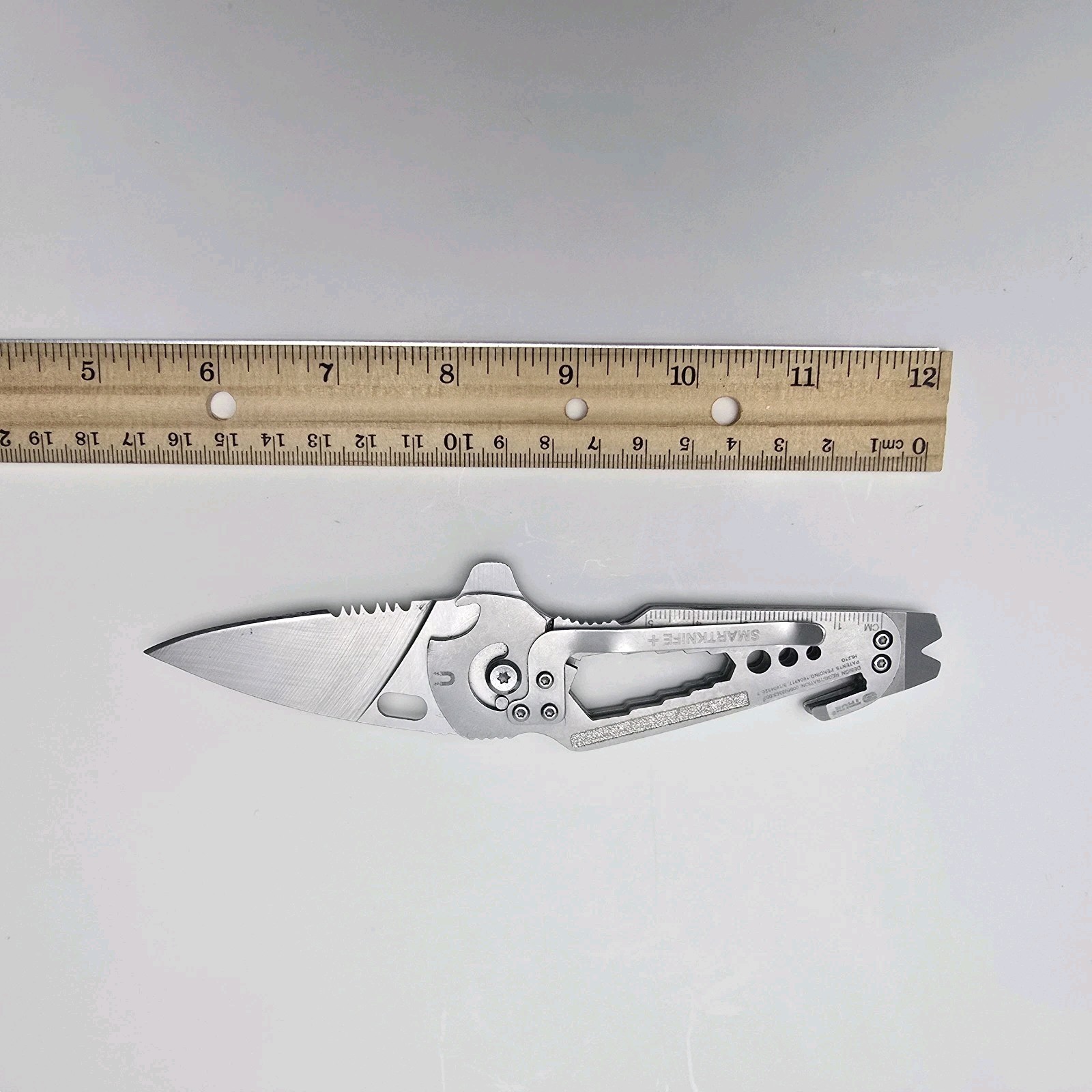 True Utility Smart Knife Pocket Knife 7-in-1 Muilti-tool