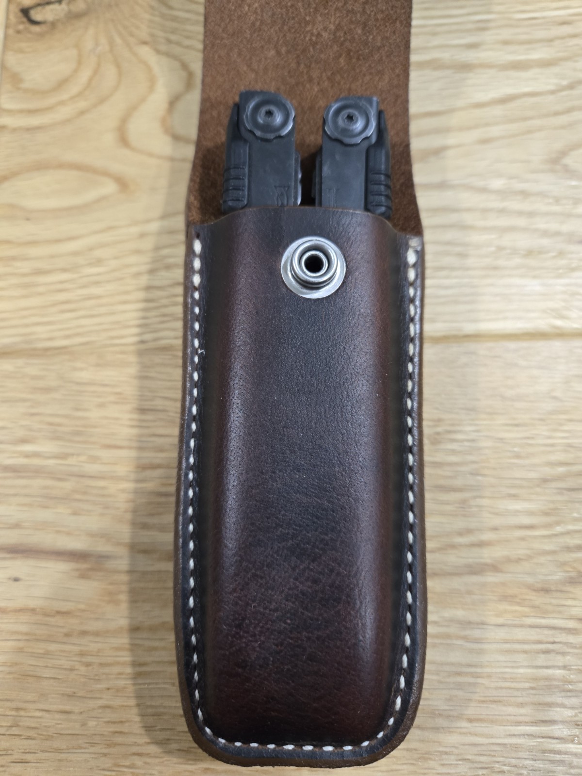 Gerber MP600 or Diesel multi tool leather sheath. Belt Clip. Sheath only.