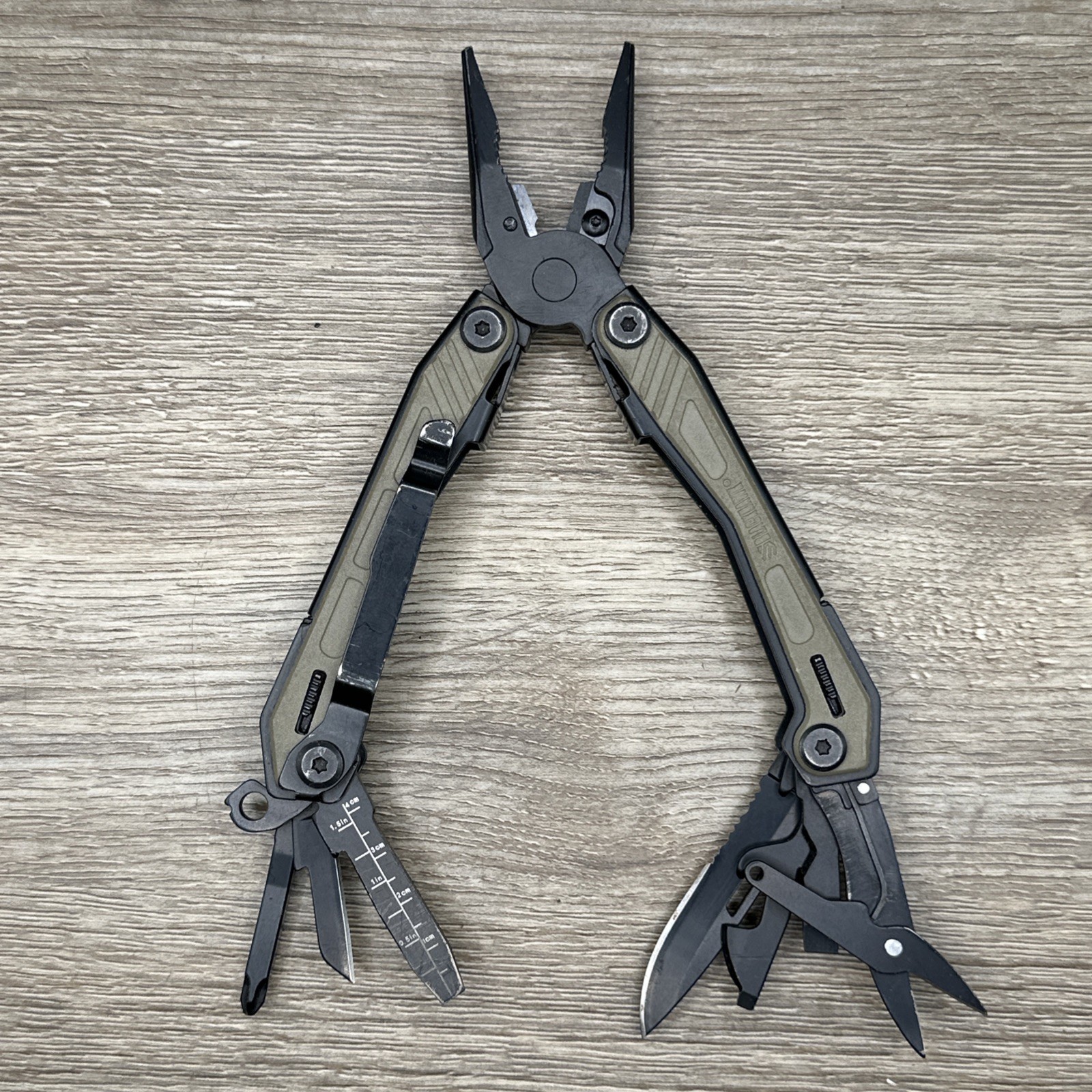 Blackhawk! Everyday Carry EDC Multi-Tool