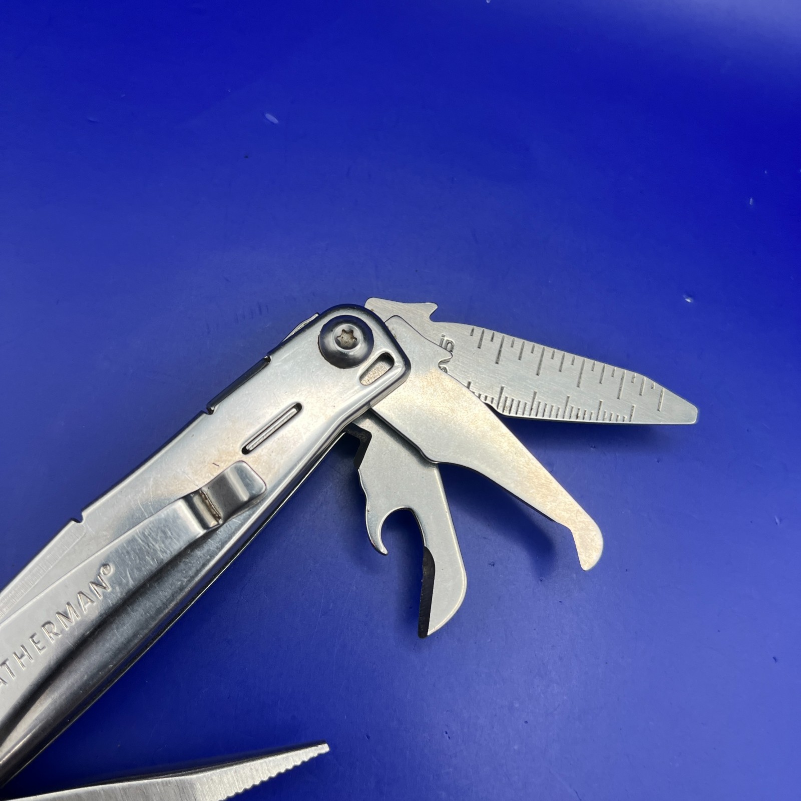 Leatherman Stainless Steel Wingman Multi Tool Scissors Knife Plier