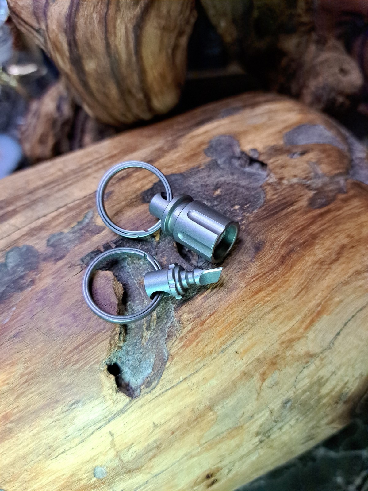 Pro Series Titanium Quick-Release Multi-Tool Swivel Keychain