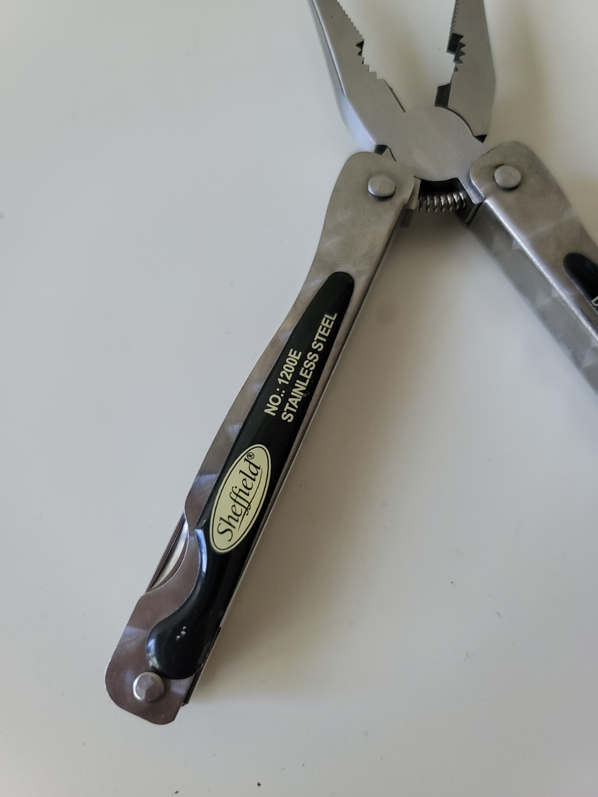 Sheffield No. 1200E Fishing Multi Tool Fish Scaler Needlenose Pliers Wire Cutter