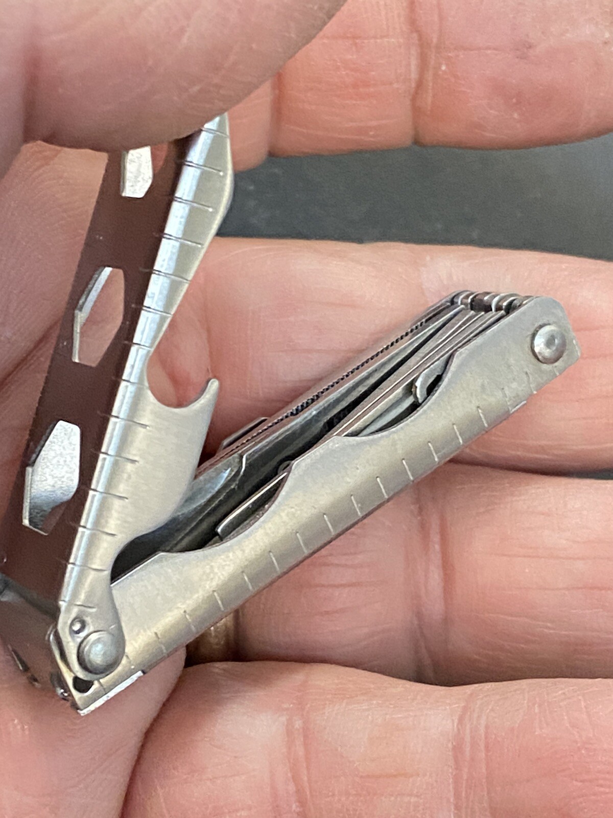 Tiny Pocket Size 2-1/2” Long Multi tool With Pouch