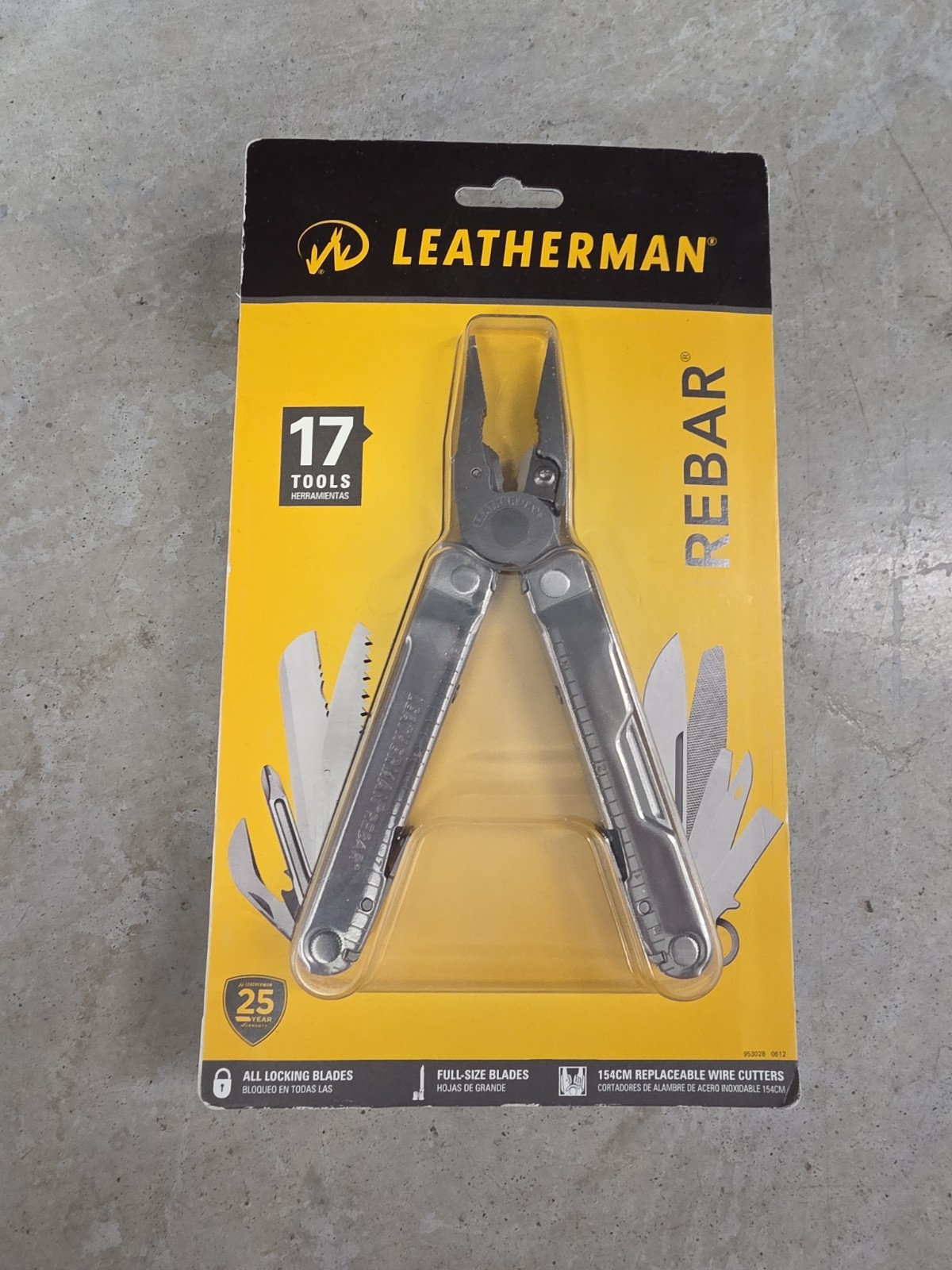 LEATHERMAN Rebar 17-in-1 Multitool W/ Premium Replaceable Wire Cutters & Saw