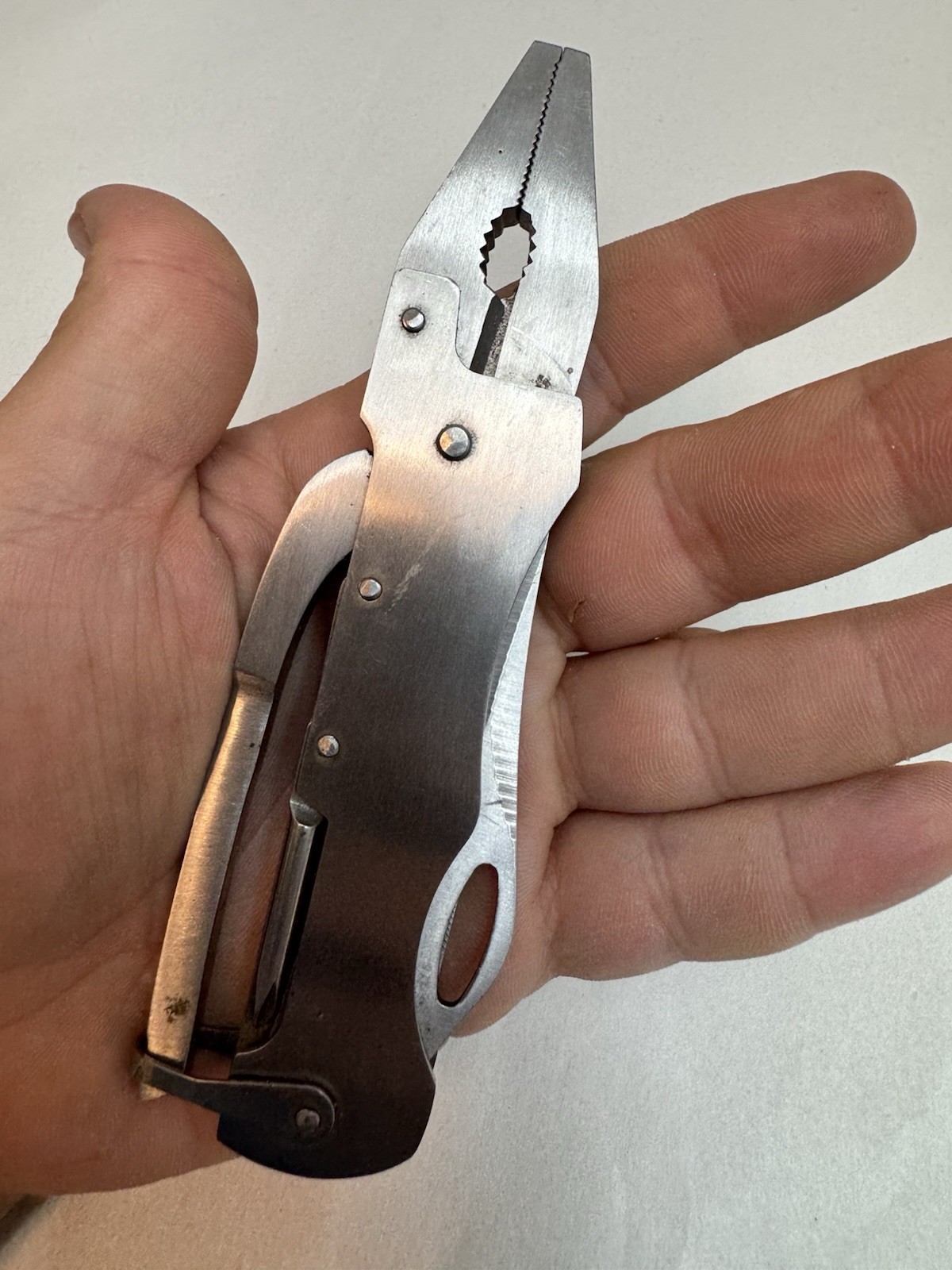 Maxam 14 in 1 Pocket Multi Tool Stainless Steel Heavy Duty (FVS026069)