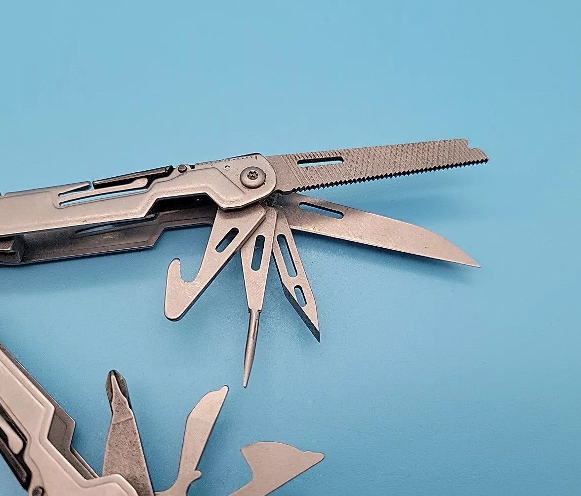 SOG PowerPint Multi-Tool – 18 Tools – Stone Wash – Screwdrivers, Pliers, Knife