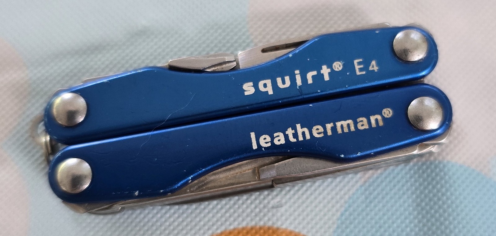 Leatherman Squirt E4 Multi-Tool w/Wire Strippers – Tactical Support Equipment