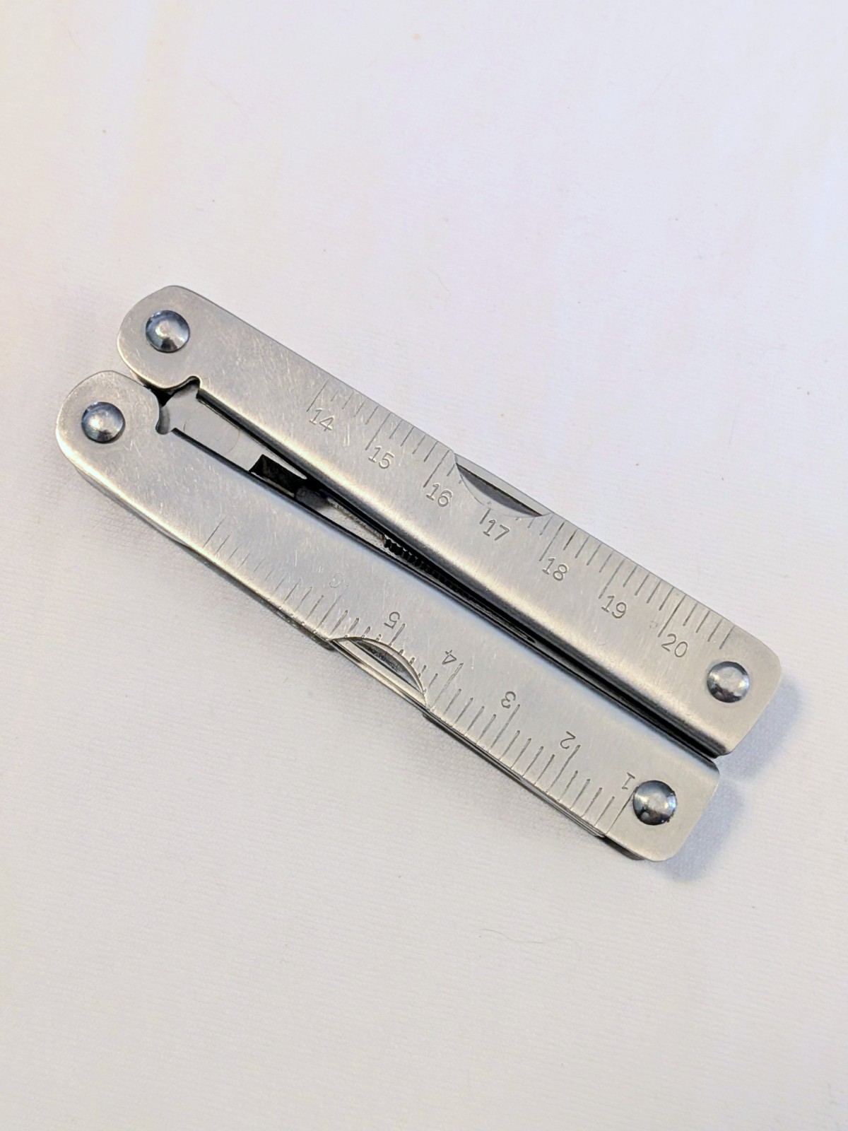 Winchester Steel Multi Tool Ruler Pliers Inches Centimeters Knife Screwdriver