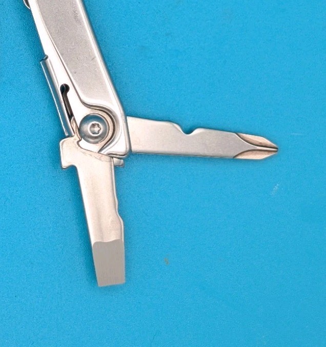 Leatherman Rev 3.8″ Multi-Tool, Stainless!