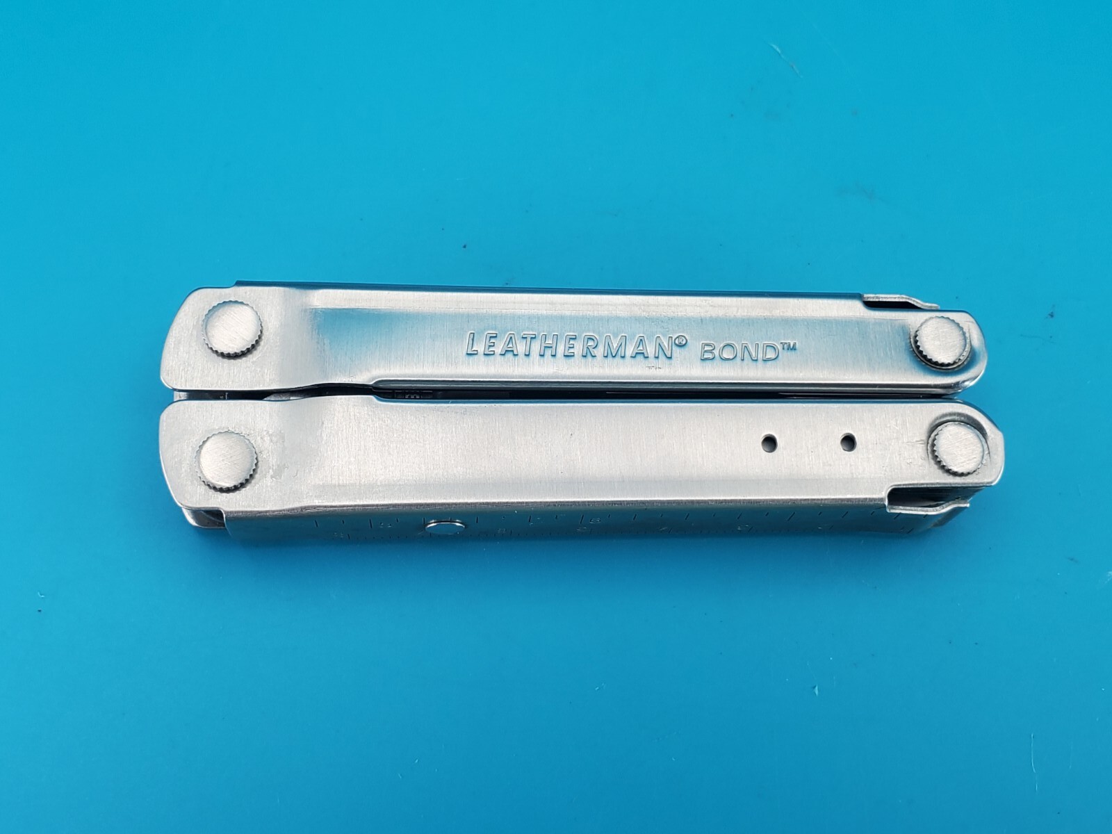 LEATHERMAN Bond Multitool, Stainless Steel Everyday Tool!