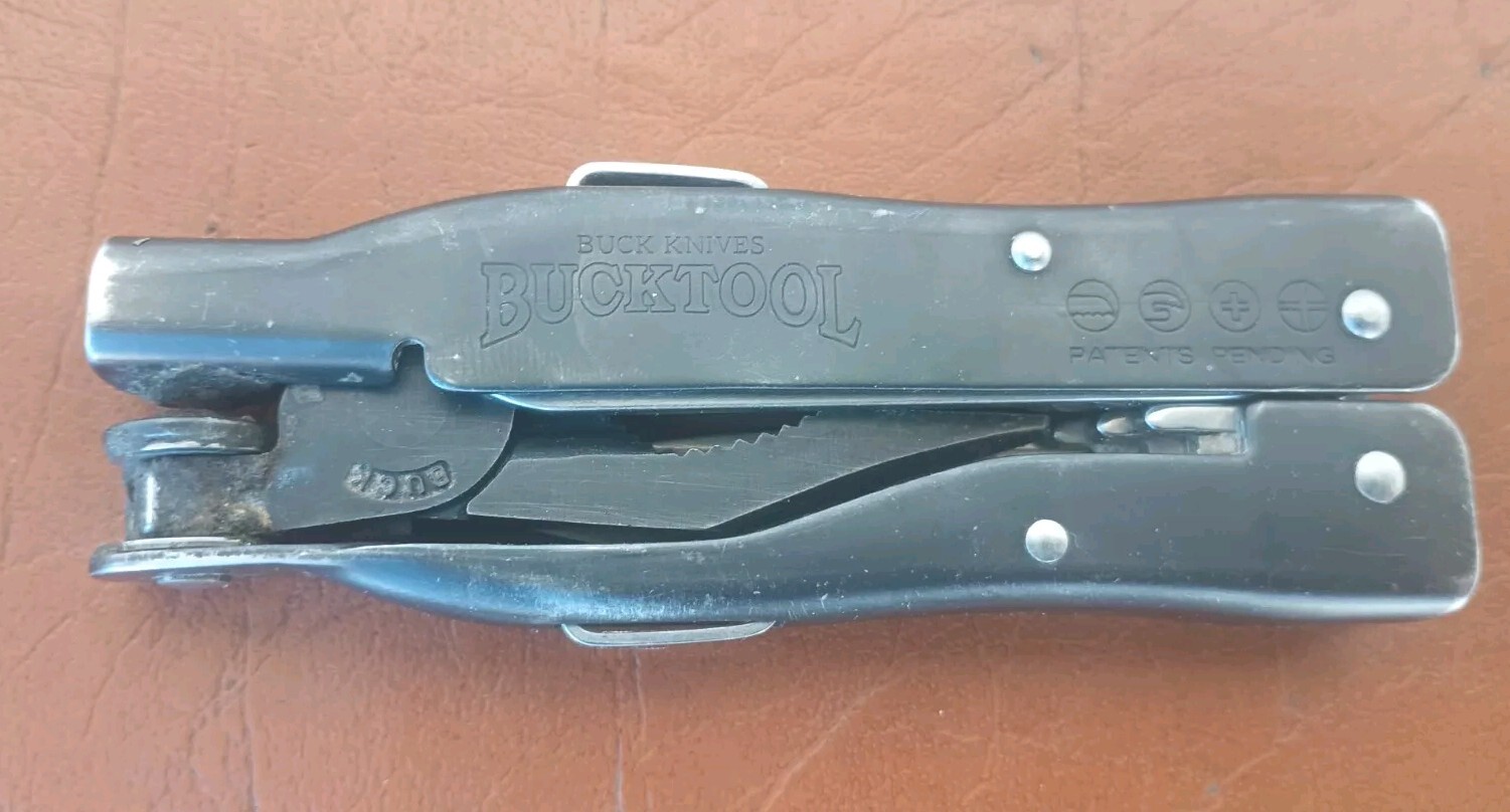 Vintage Buck Knives Bucktool Black Finish 360 model 1990’s Parts Or Not Working