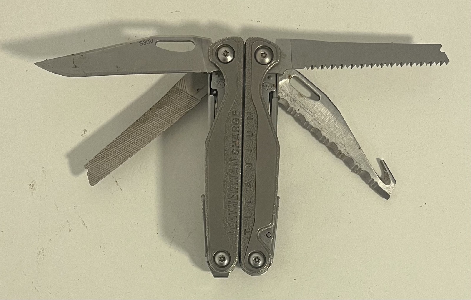 Leatherman Charge Titanium Multi-Tool + Extra Bits + Case