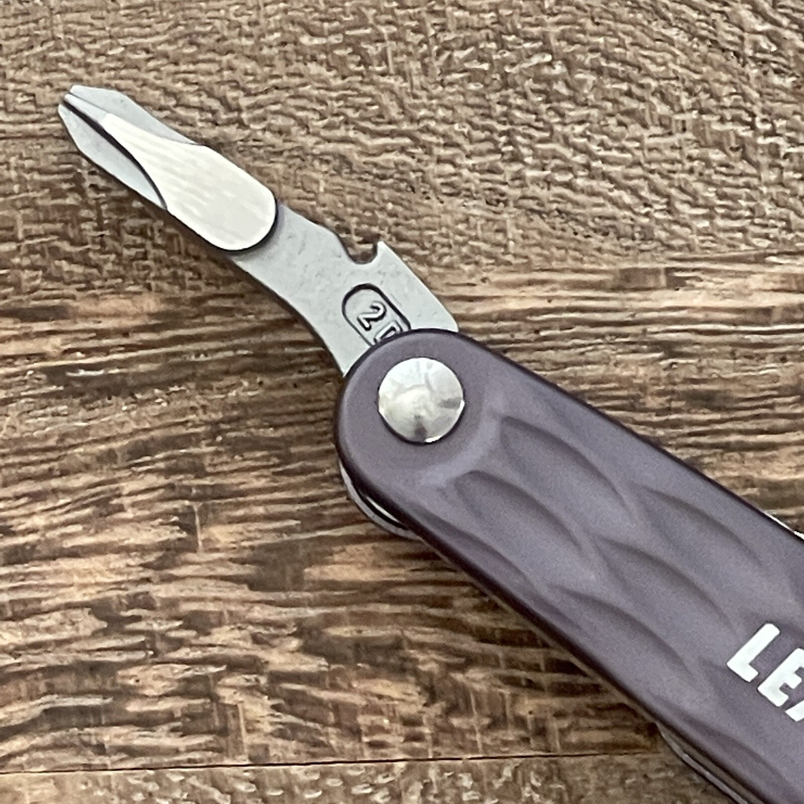 Leatherman Juice C2 Granite Grey multitool w/premium nylon sheath. Discontinued