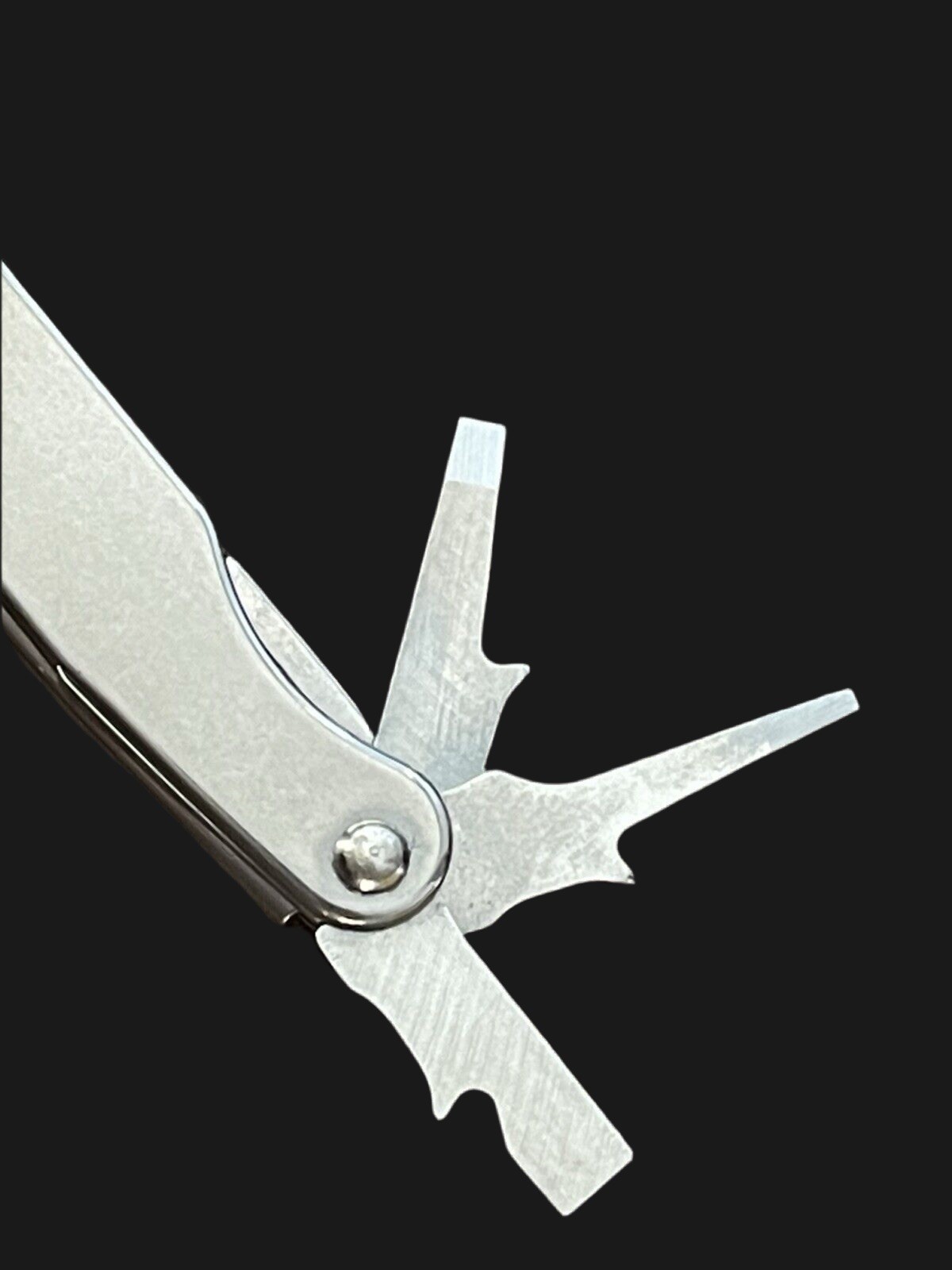 Leatherman Juice S2 Cinnabar Orange multitool with ballistic nylon sheath
