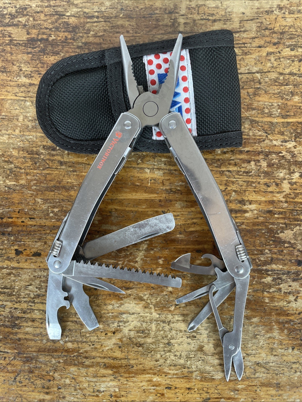 Victorinox Swiss Tool Spirit X Multi-Tool – Sheepsfoot Blade Good Used Condition