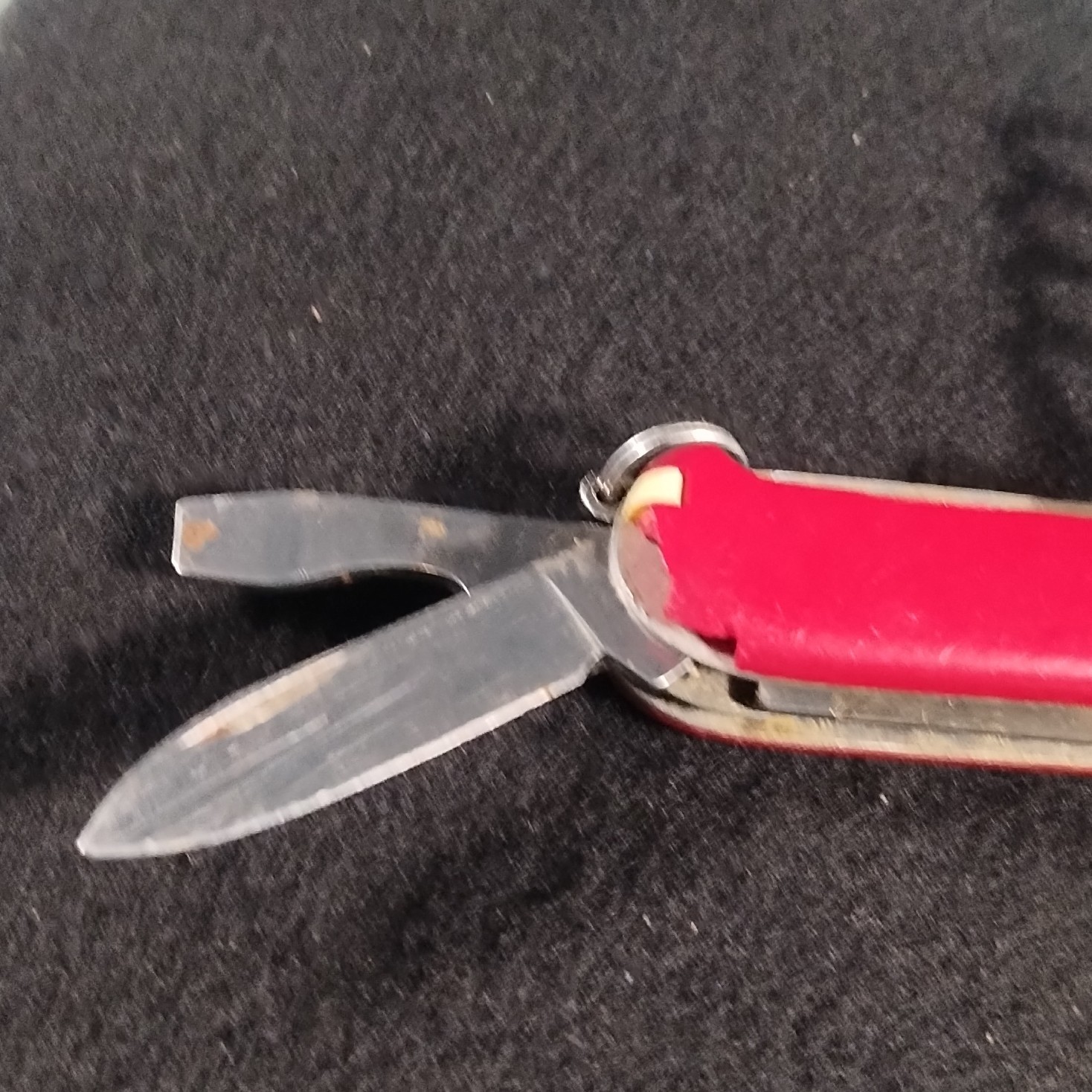 Victorinox Swiss Army Multi-Tool Knife Red Stainless Steel Straight Edge 4 Tools