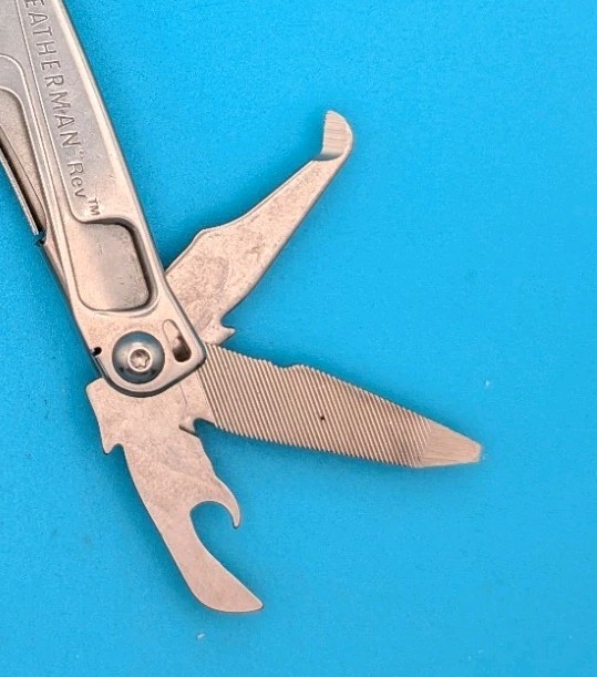 Leatherman Rev 3.8″ Multi-Tool, Stainless!