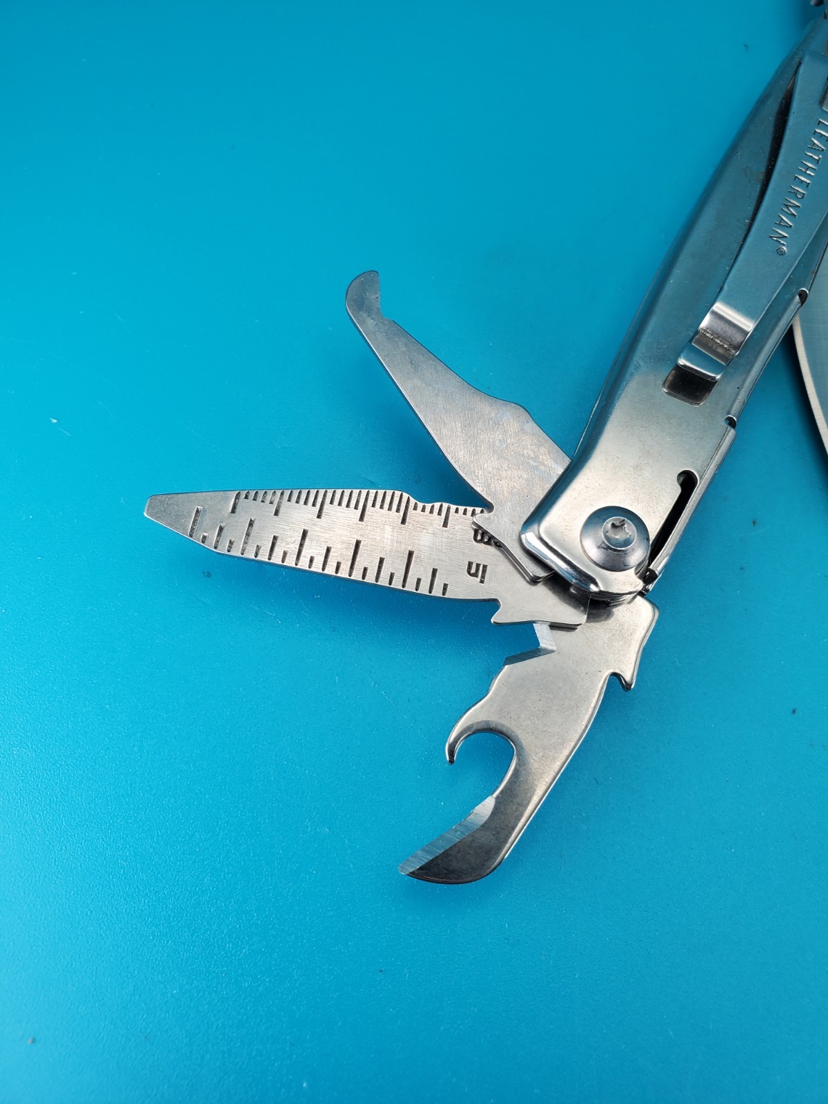 Leatherman Rev 3.8″ Multi-Tool, Stainless! *DUNCAN AVIATION*