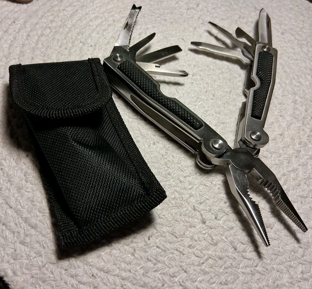 Multi Tool Pliers Stainless Survival Saw Screwdriver Knife Outdoors Camping