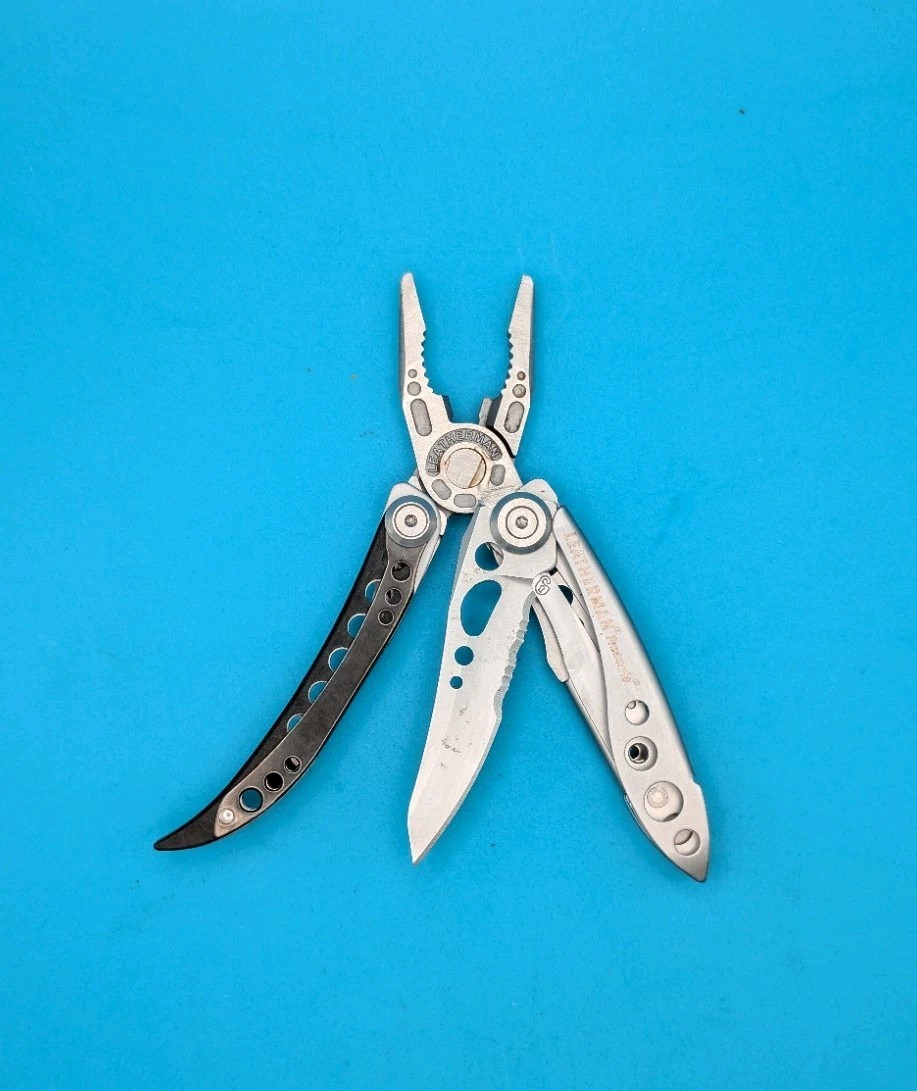 Leatherman Freestyle Multi-Tool – Discontinued – FAST SHIPPING!