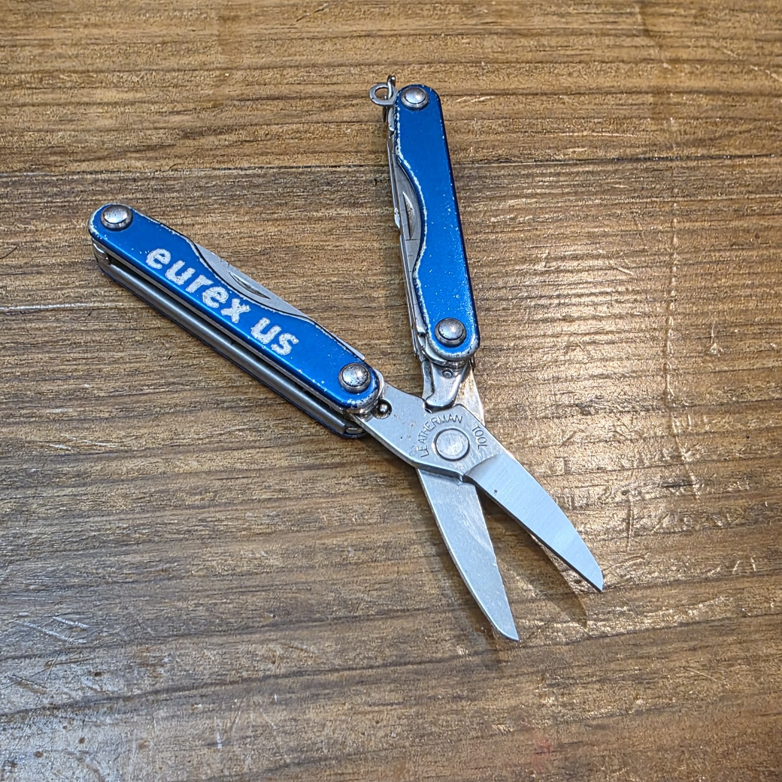 Leatherman Squirt S4 Blue Multi-tool Knife – Retired