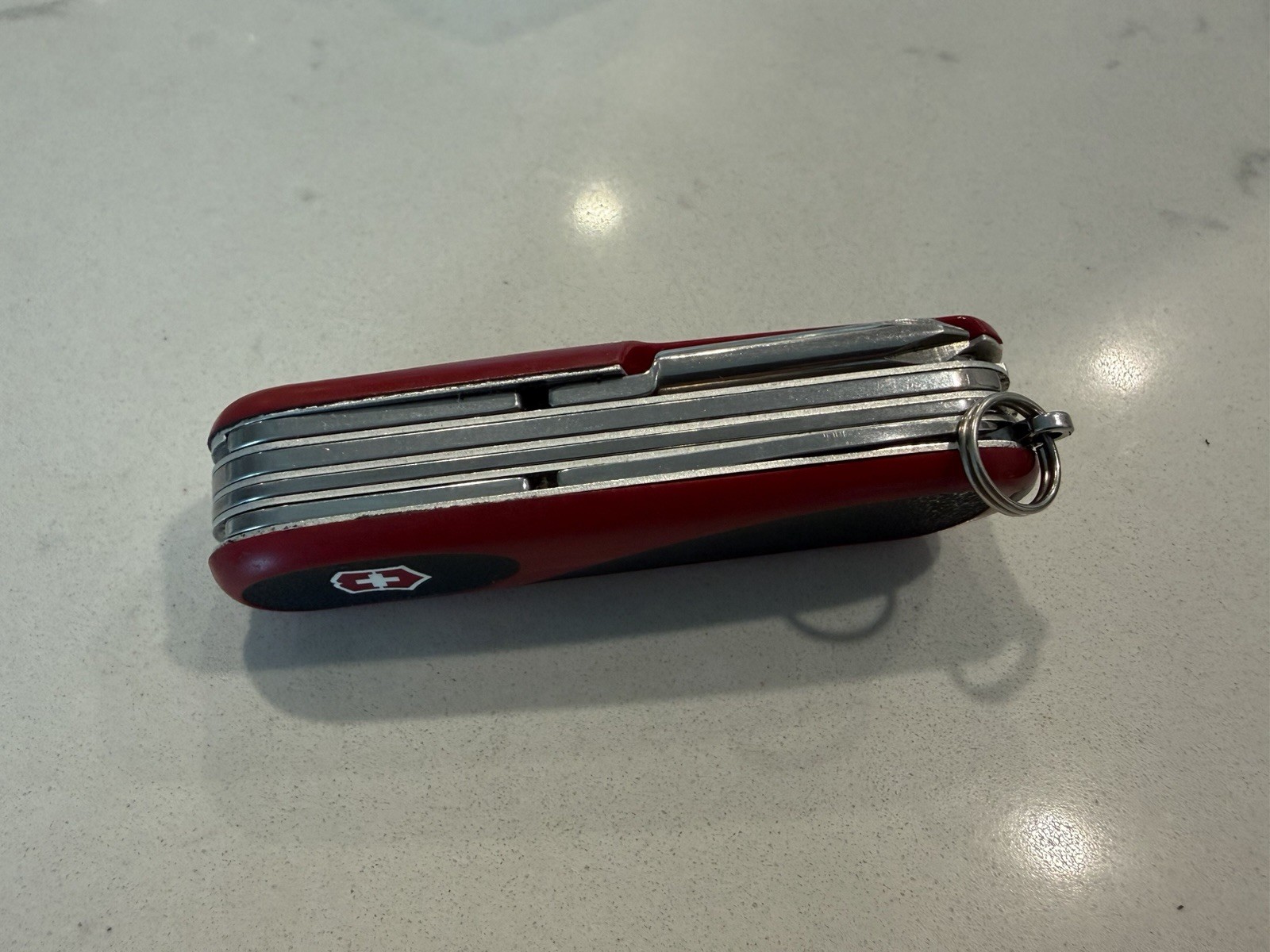 Victorinox Swiss Army Knife, EvoGrip 18 Red/Black, 2.4913.CUS2 or 2.4913.C NIB