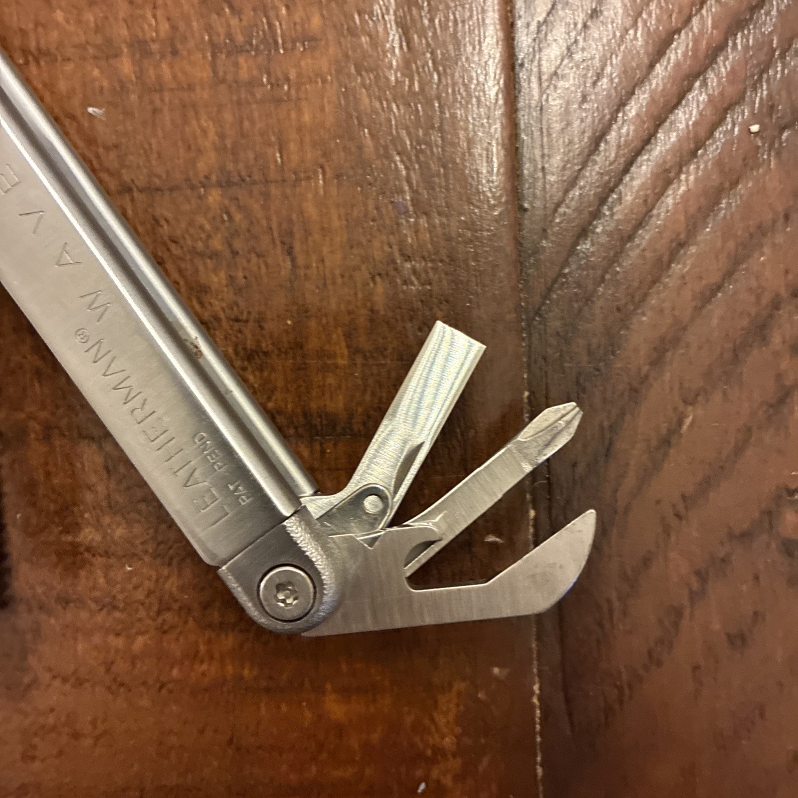 Leatherman Wave Pat Pend USA w/ Sheath Multitool 09/00 Discontinued Very Good
