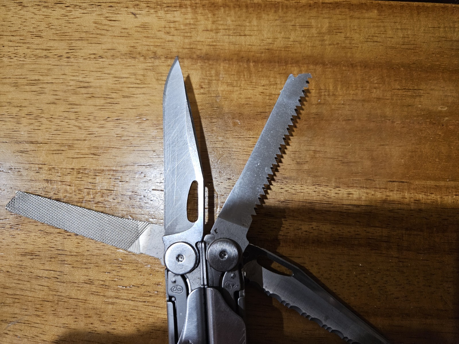 Leatherman Wave Plus + Multi-Tool! FAST SHIPPING! SILVER WITH SHEATH!