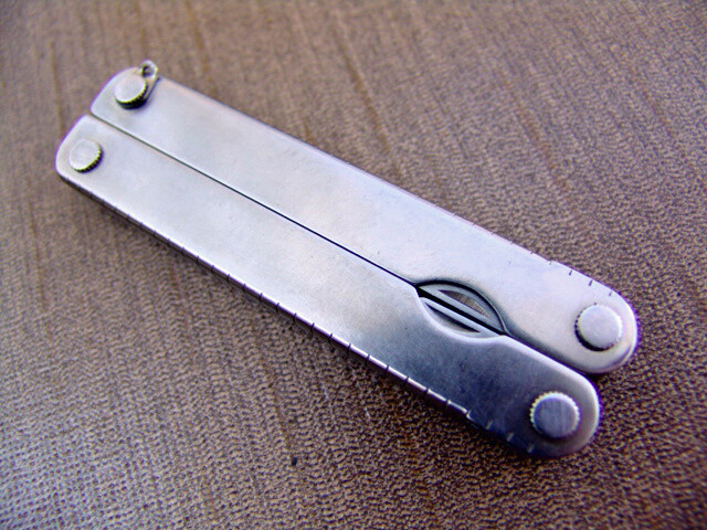 LEATHERMAN PST-MULTI TOOL-06-95–RETIRED COLLECTIBLE—USED
