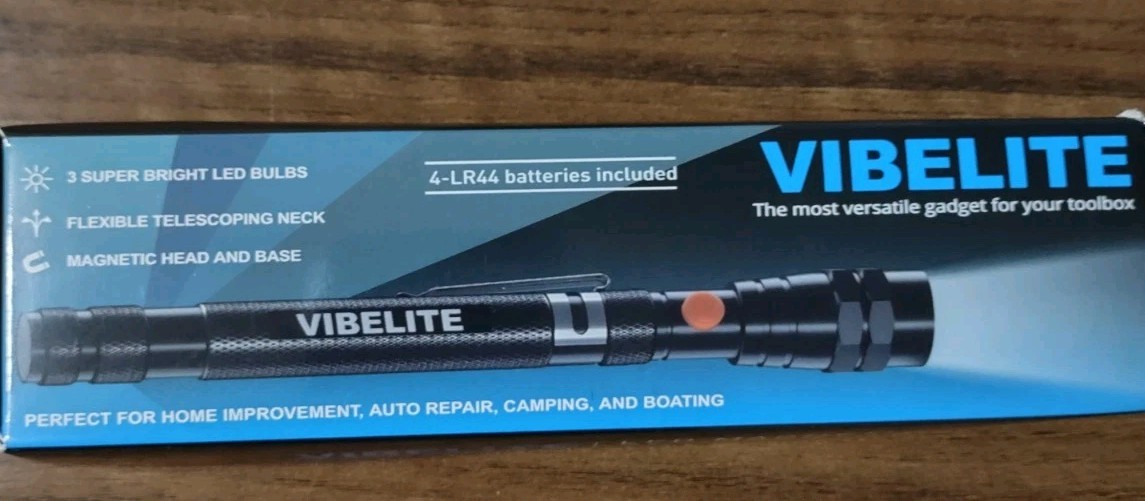 Extendable Magnetic Flashlight with Telescoping Magnet Pickup Tool- Coo