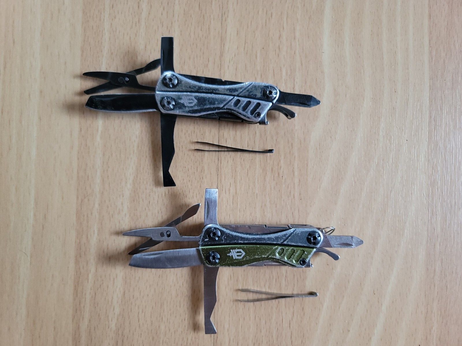 2 Gerber Dime Multi Tool