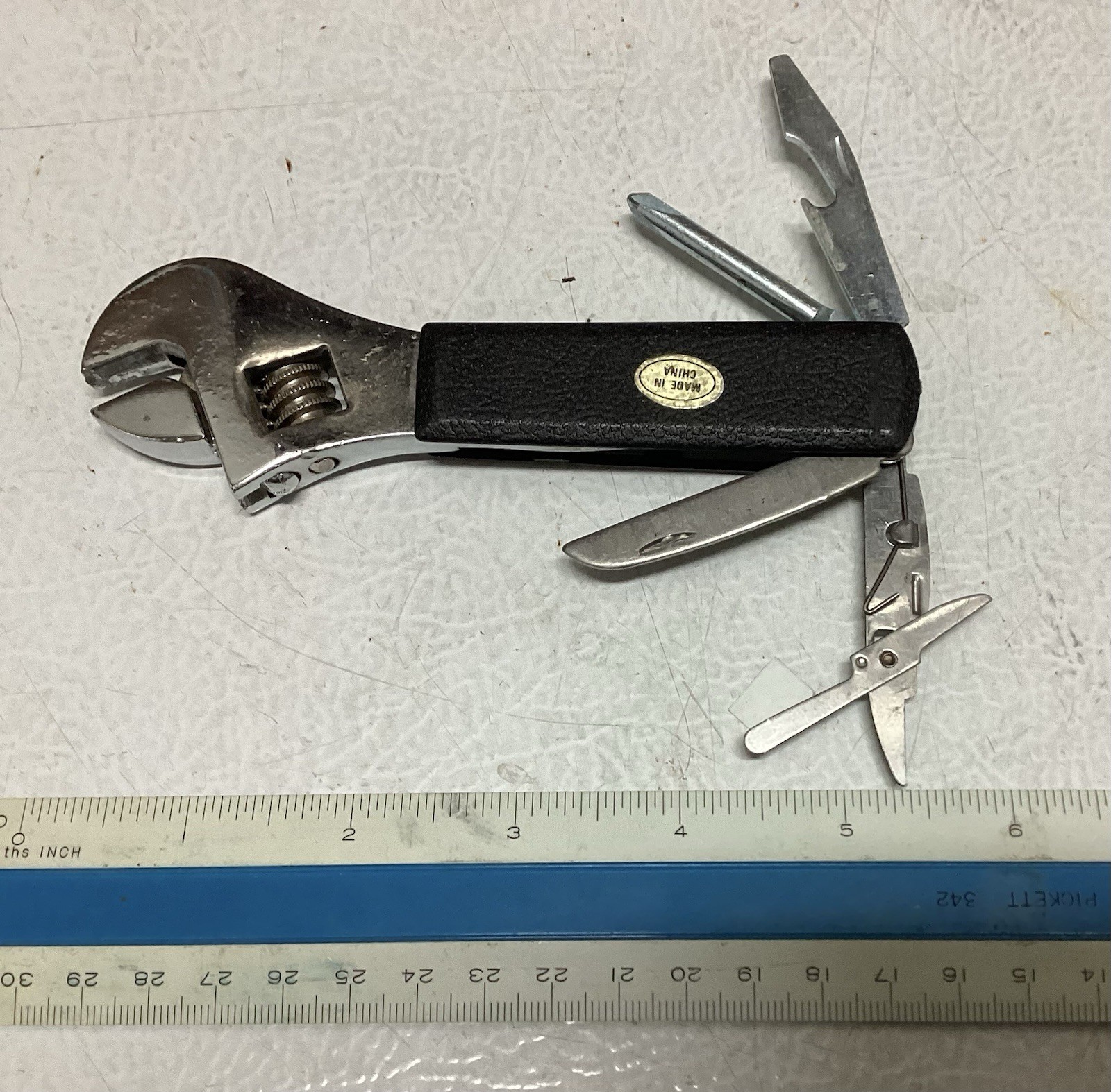 Adjustable Wrench Pliers Knife Jaw Screwdriver Foldable Survival Tool Set