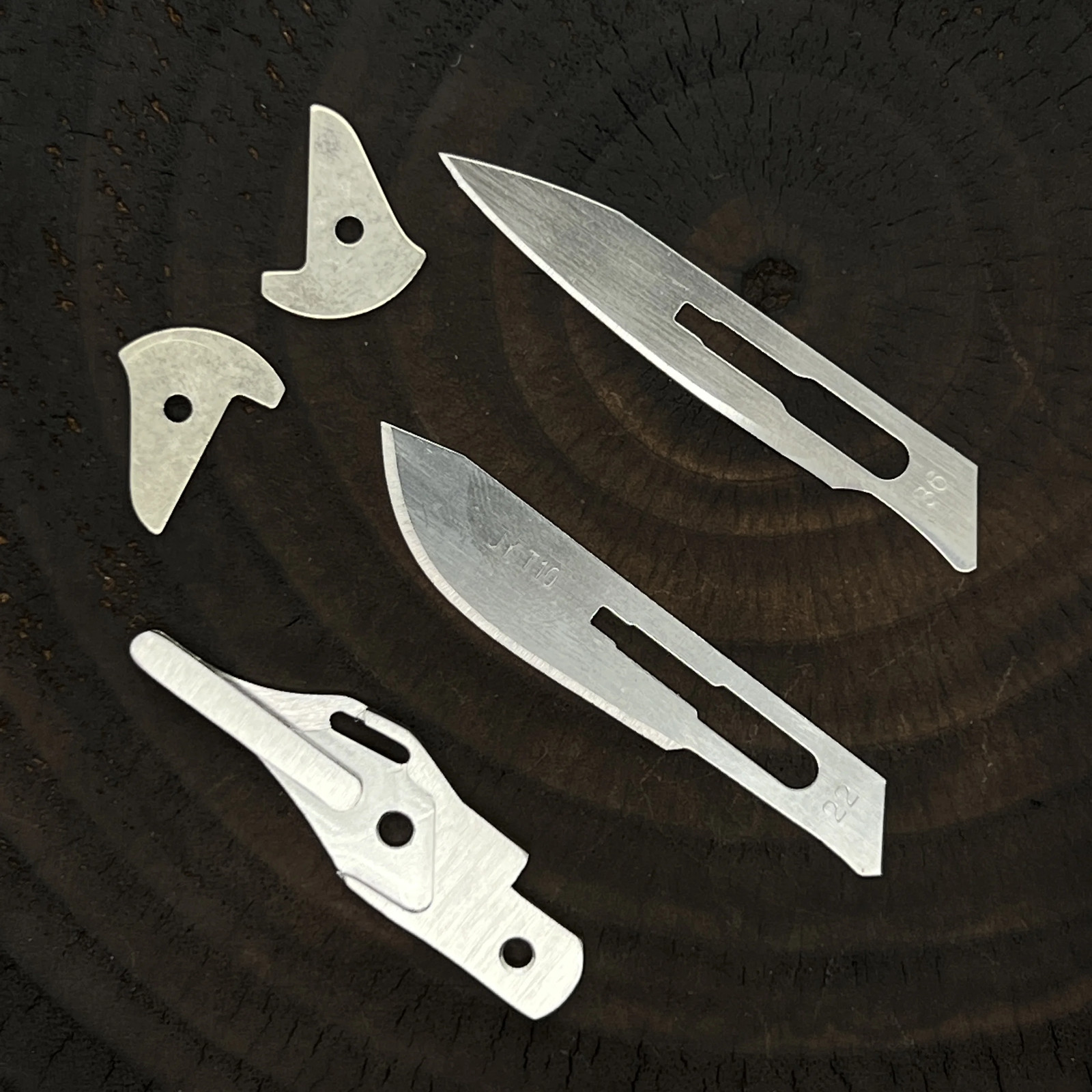 Scalpel Handle with Thumb Hole Fit #36 Blade For 91mm Victorinox SAK MOD