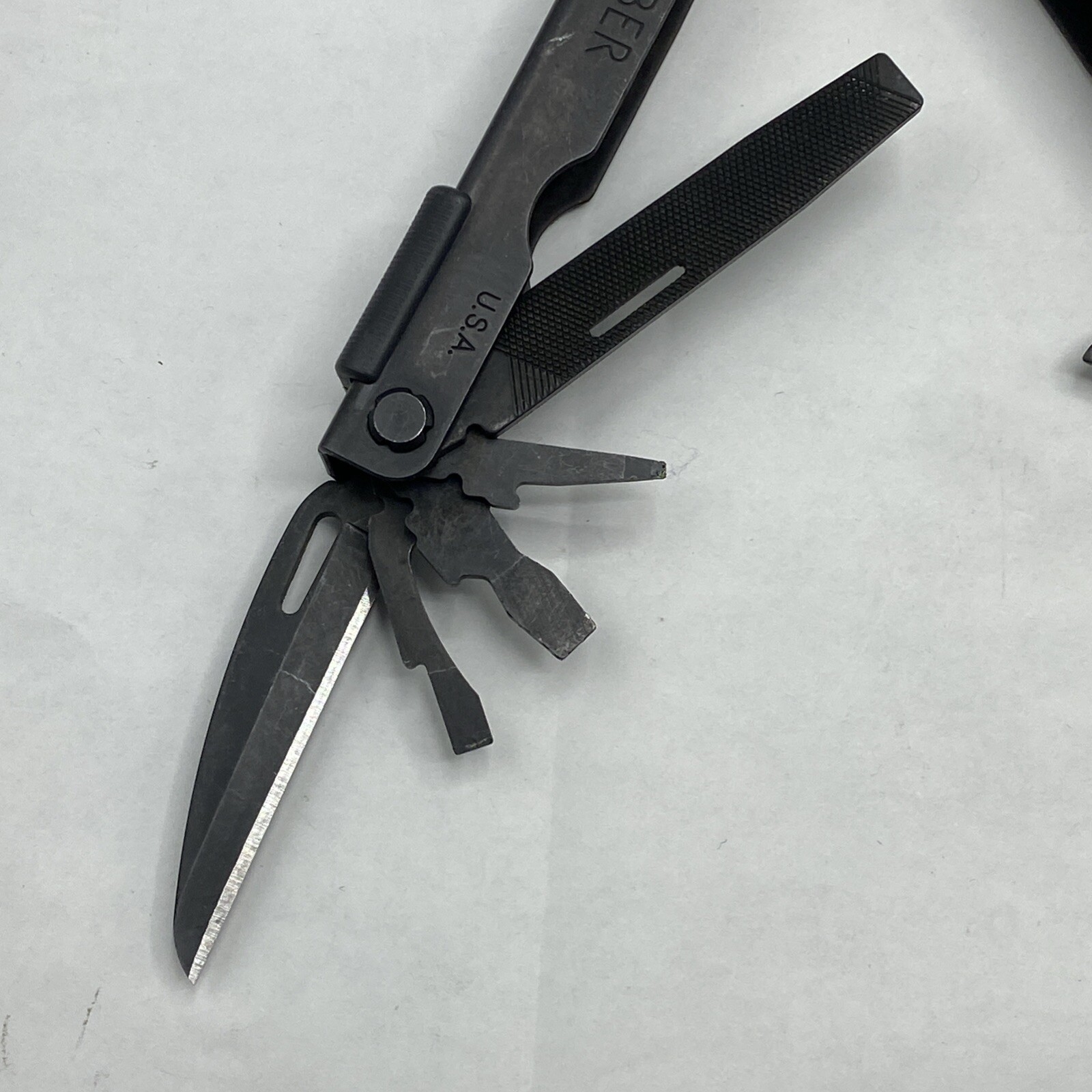 Gerber MP 600, Carbide Cutters, Needlenose – Black