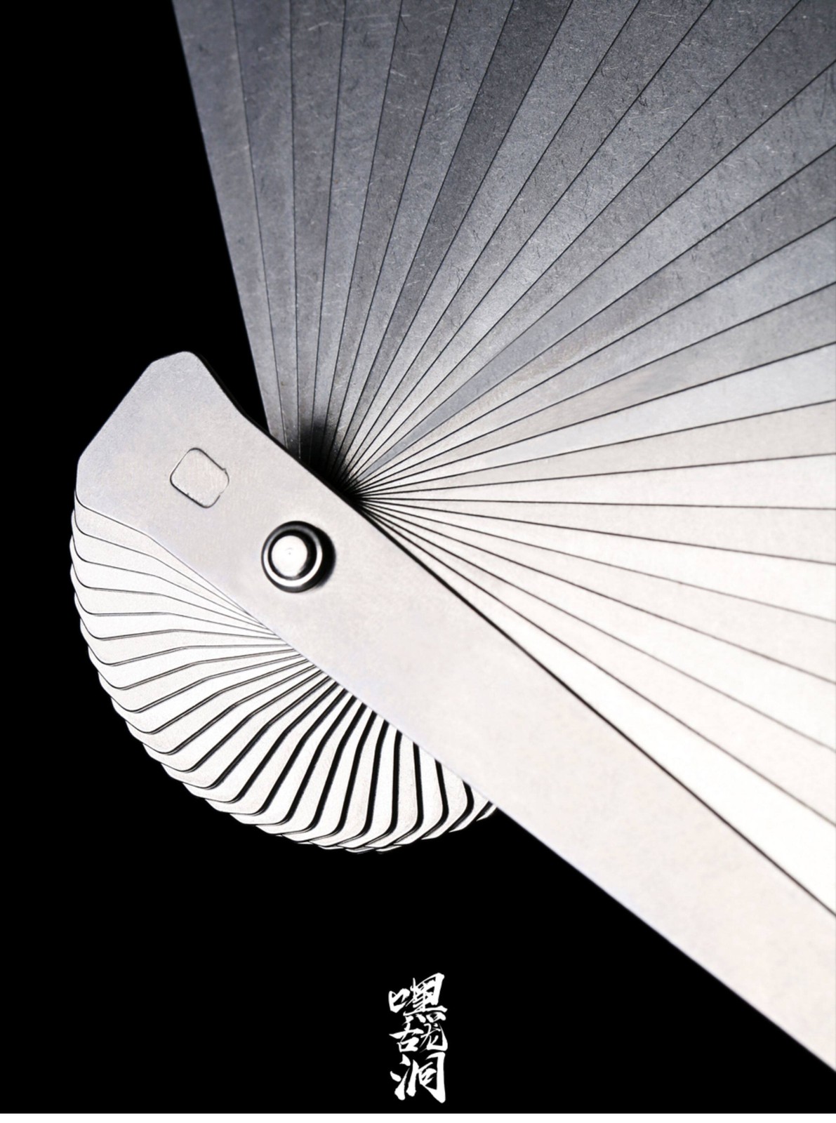Stainless Steel Metal Folding Fan Portable Martial Art Kung Fu Tai Chi Fan Toy