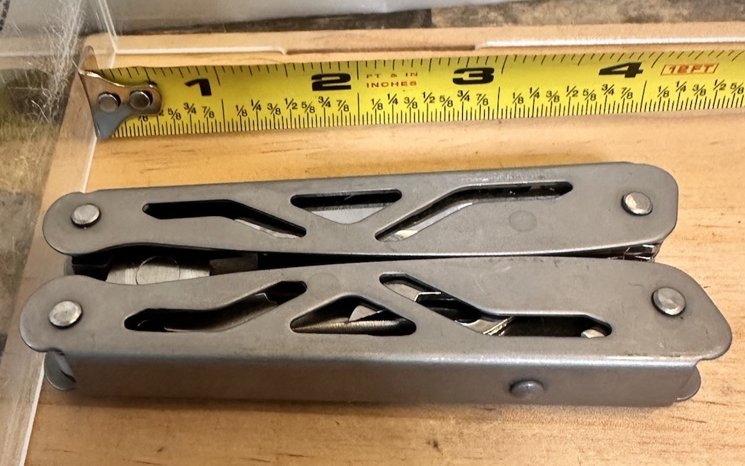 12 In 1 Multitool
