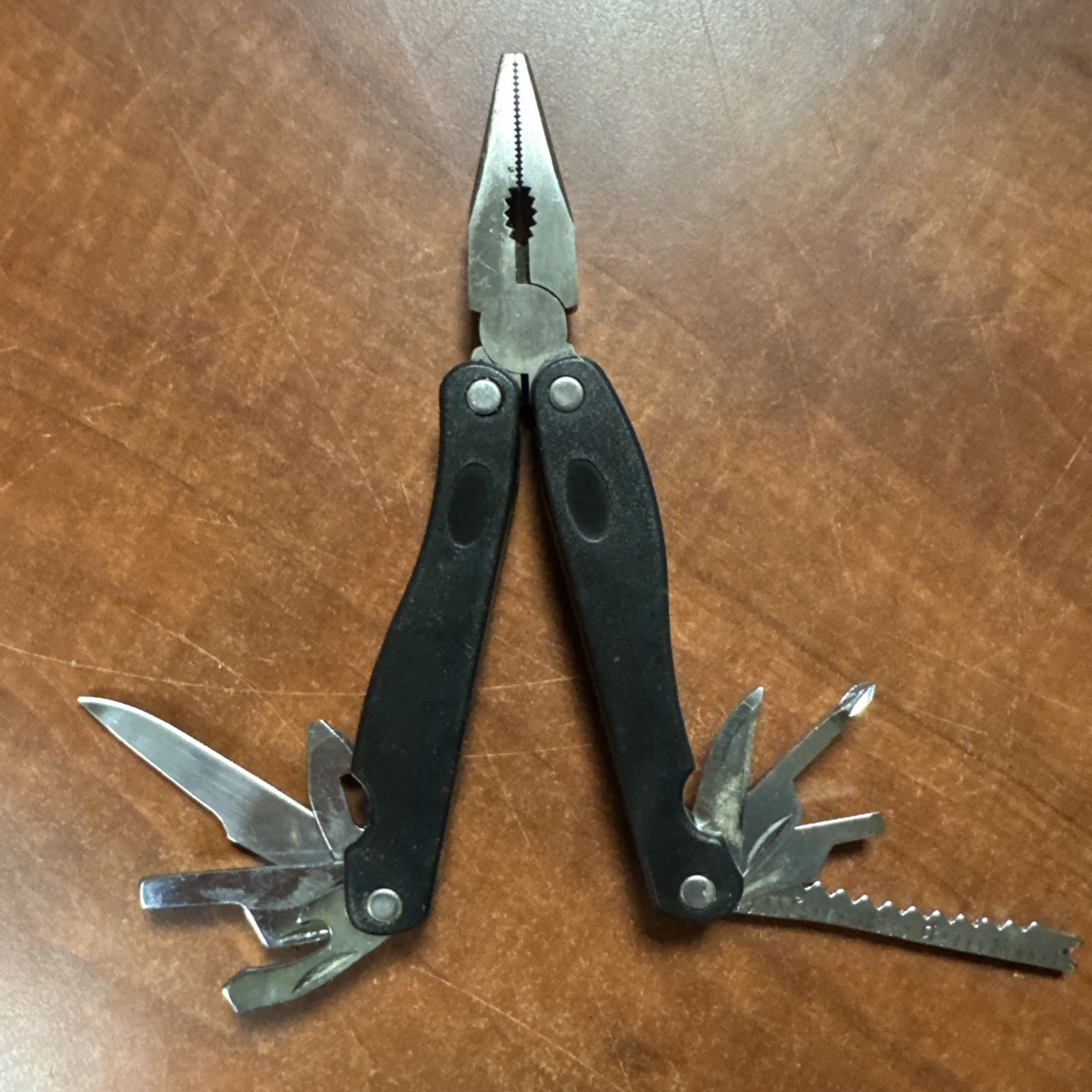 Vtg Handyman Club Of America 9 Piece Multi Tool Leatherman Like
