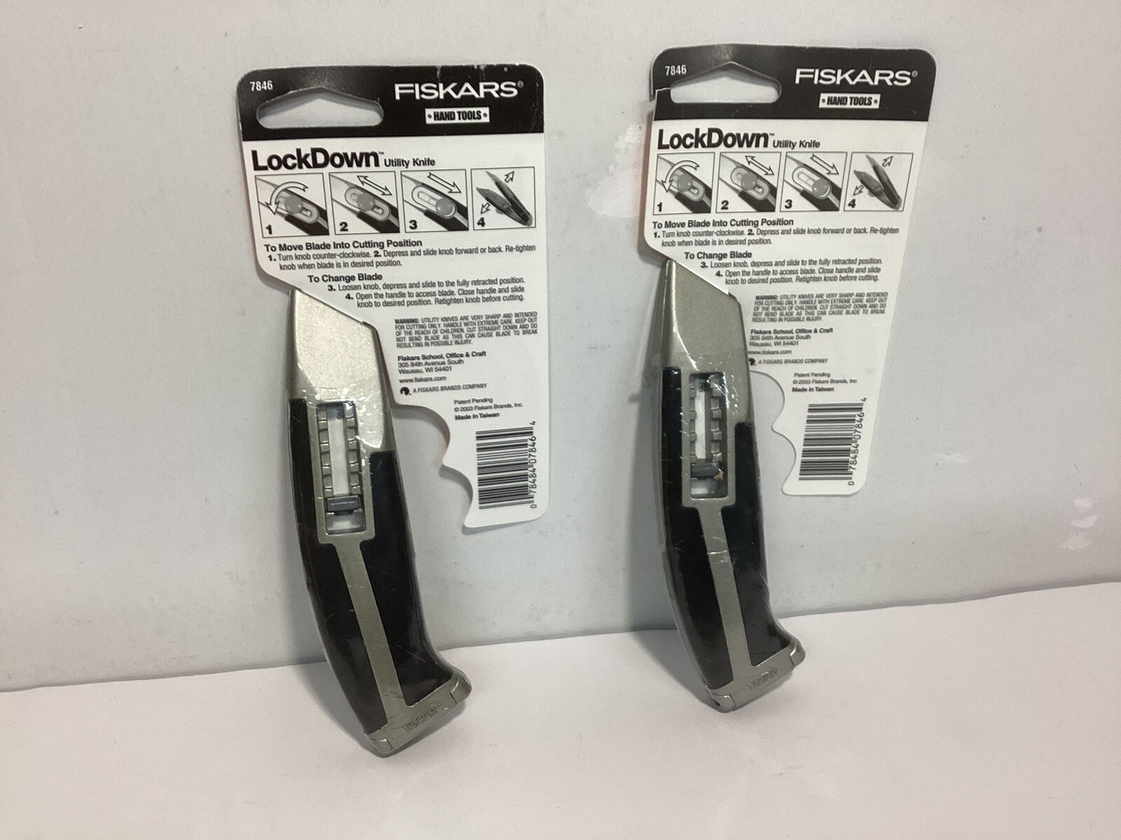 2 Fiskars Lock Down Utility Razor Knife Model 7846 New